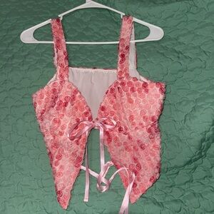 SHEIN Pink Floral Crop Top